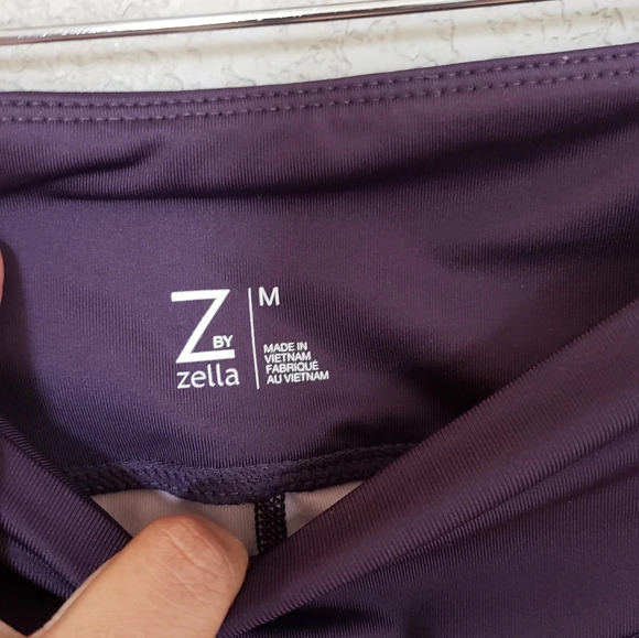 Z by zella leggings size M. - Picture 2 of 3